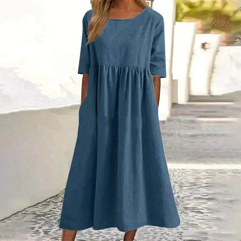 Elegant dress made of cotton