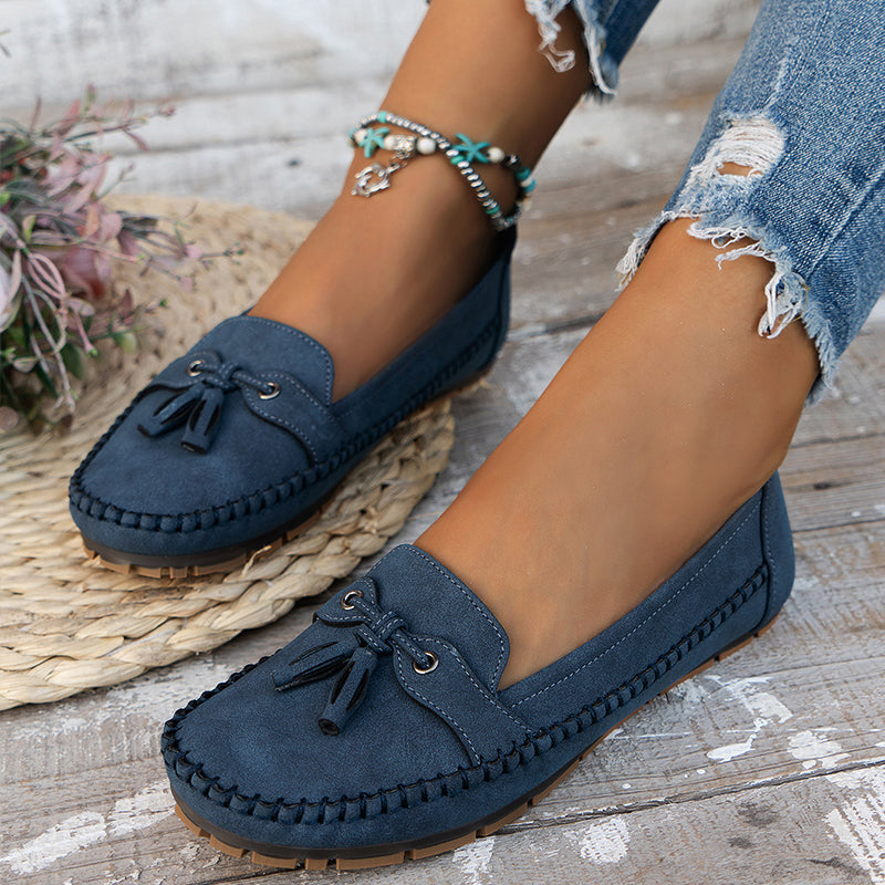 IvyShape | Classic Suede Loafers With Tassel Detail for Women