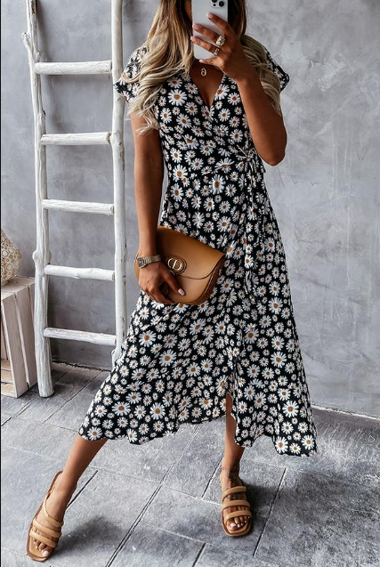 Ivyshape | Loved By You Midi Dress With Daisy Print