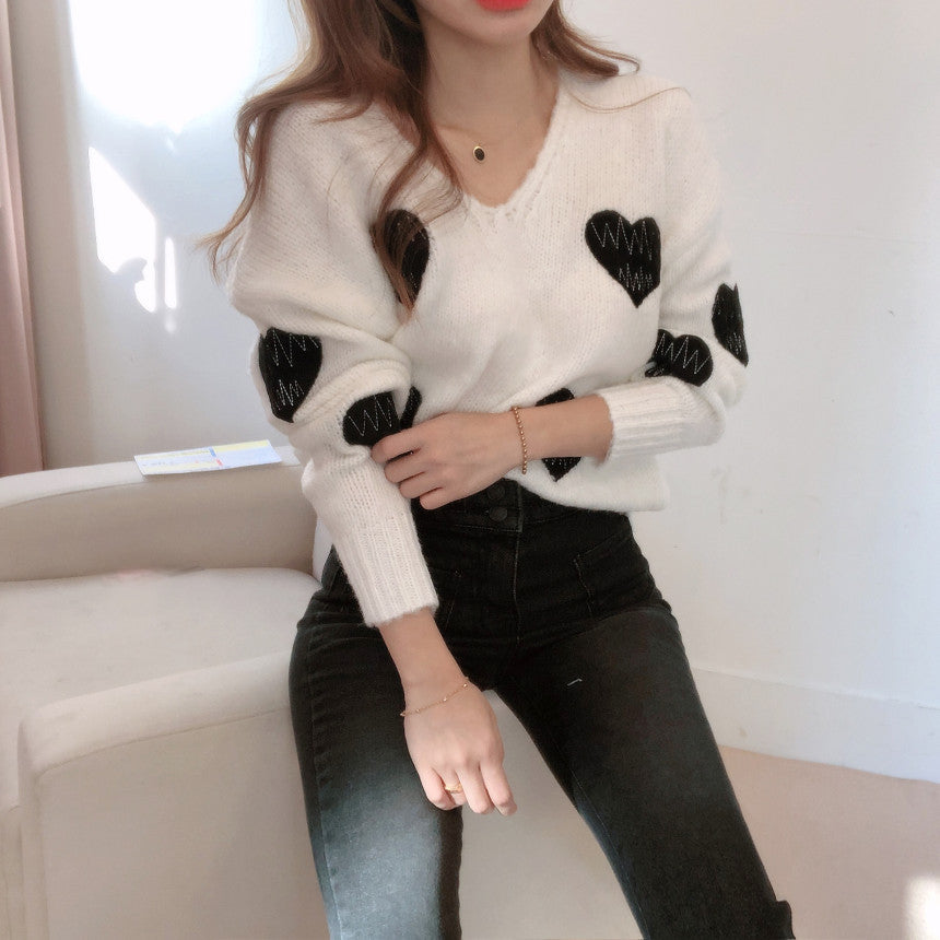 Ivyshape | V-Neck Heart-Shaped Embroidered Sweater Top