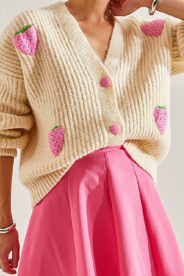 Ivyshape | V-Neck Beige Strawberry Decorated Cardigan Sweater