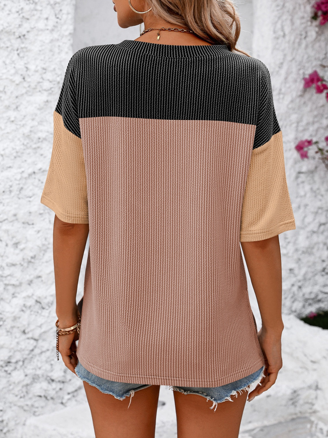 Ivyshape | Round Neck T-Shirt