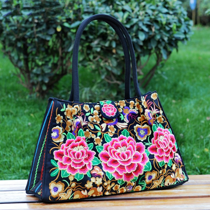 ethnic style embroidered Pompom fashion lady shoulder bag big handbag