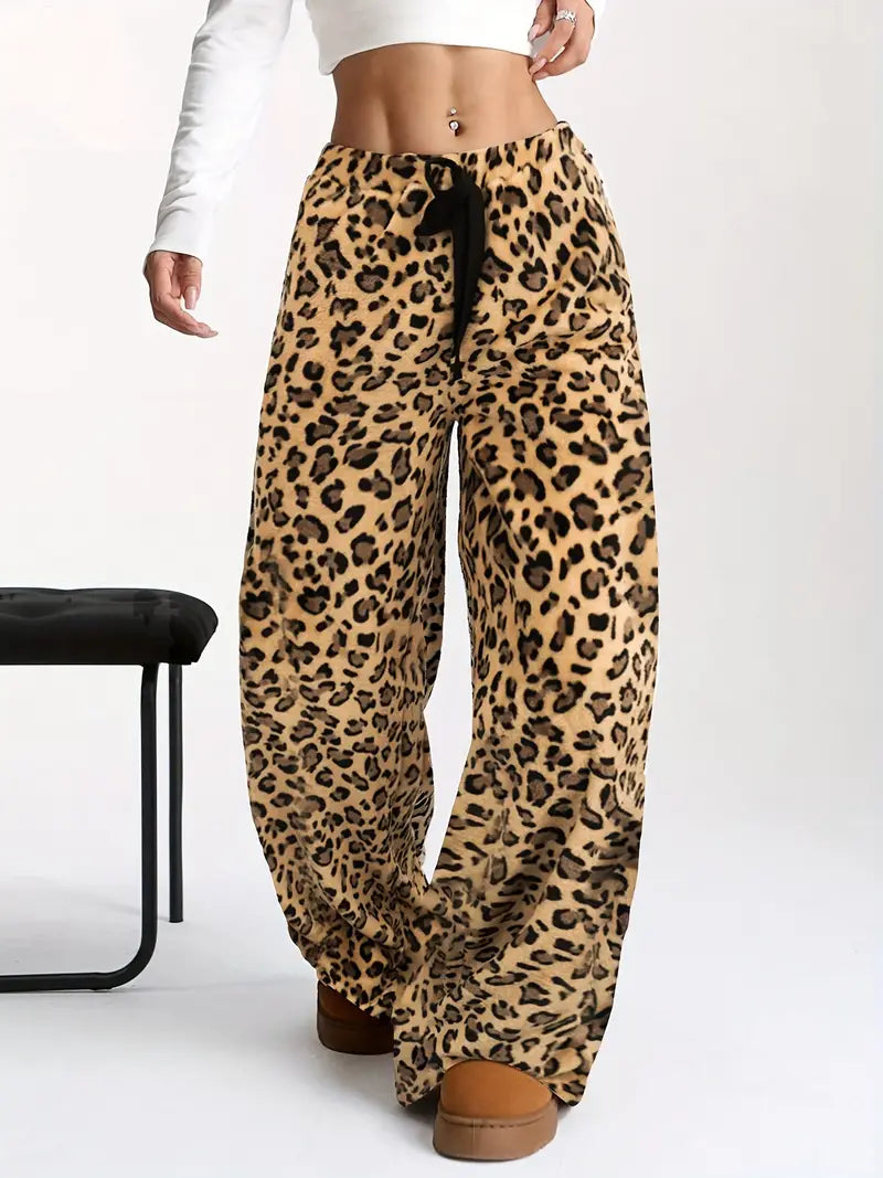 Ivyshape | Pants with Leopard Print