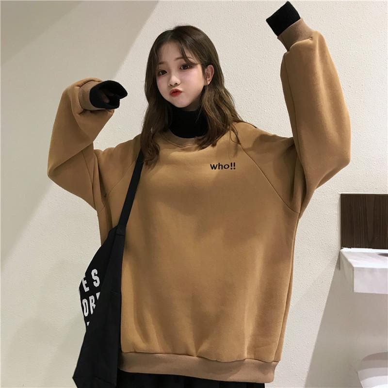 2-in-1 Turtleneck + "who!!" Sweatshirt