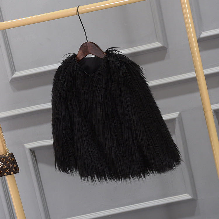 Women's Fashion Faux Fur Jacket with Voluminous Cut Ivyshape