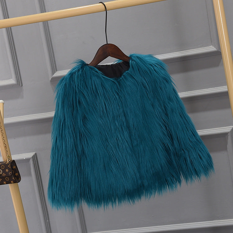 Women's Fashion Faux Fur Jacket with Voluminous Cut Ivyshape