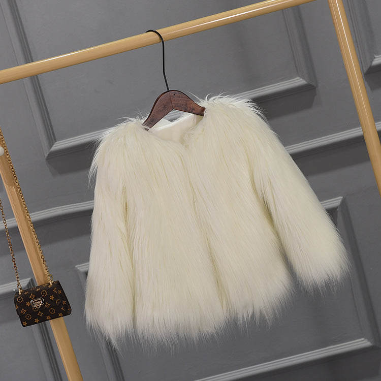 Women's Fashion Faux Fur Jacket with Voluminous Cut Ivyshape