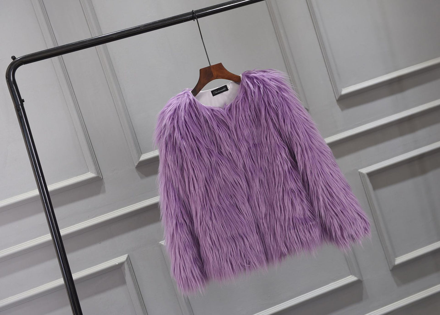 Women's Fashion Faux Fur Jacket with Voluminous Cut Ivyshape