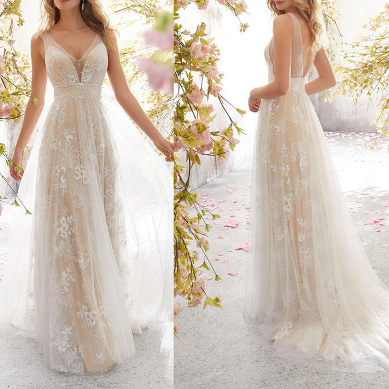 IvyShape | V-Neck Sleeveless Lace Wedding Gown