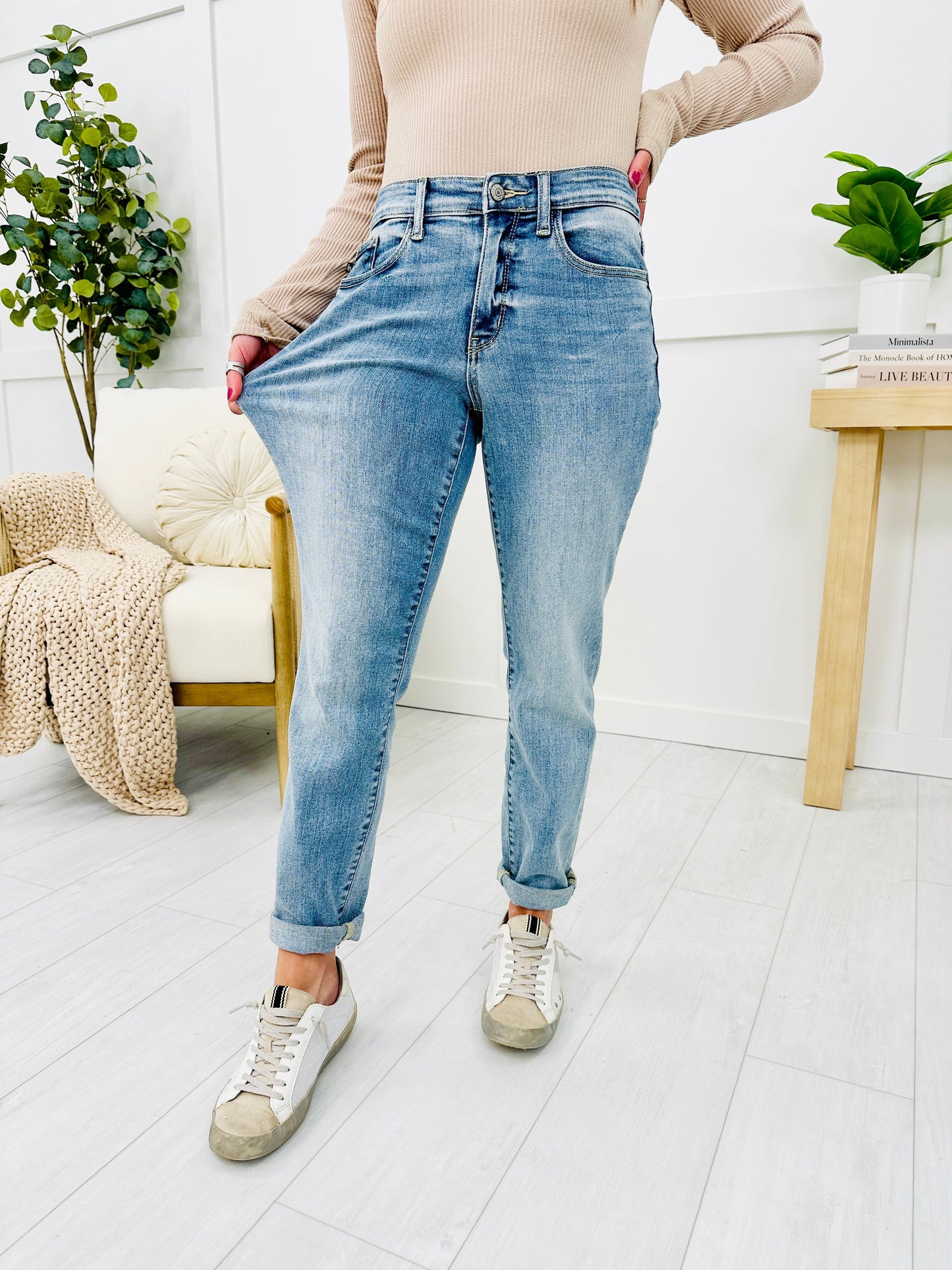 Ivyshape | Mid Rise Plus Size Classic Denim