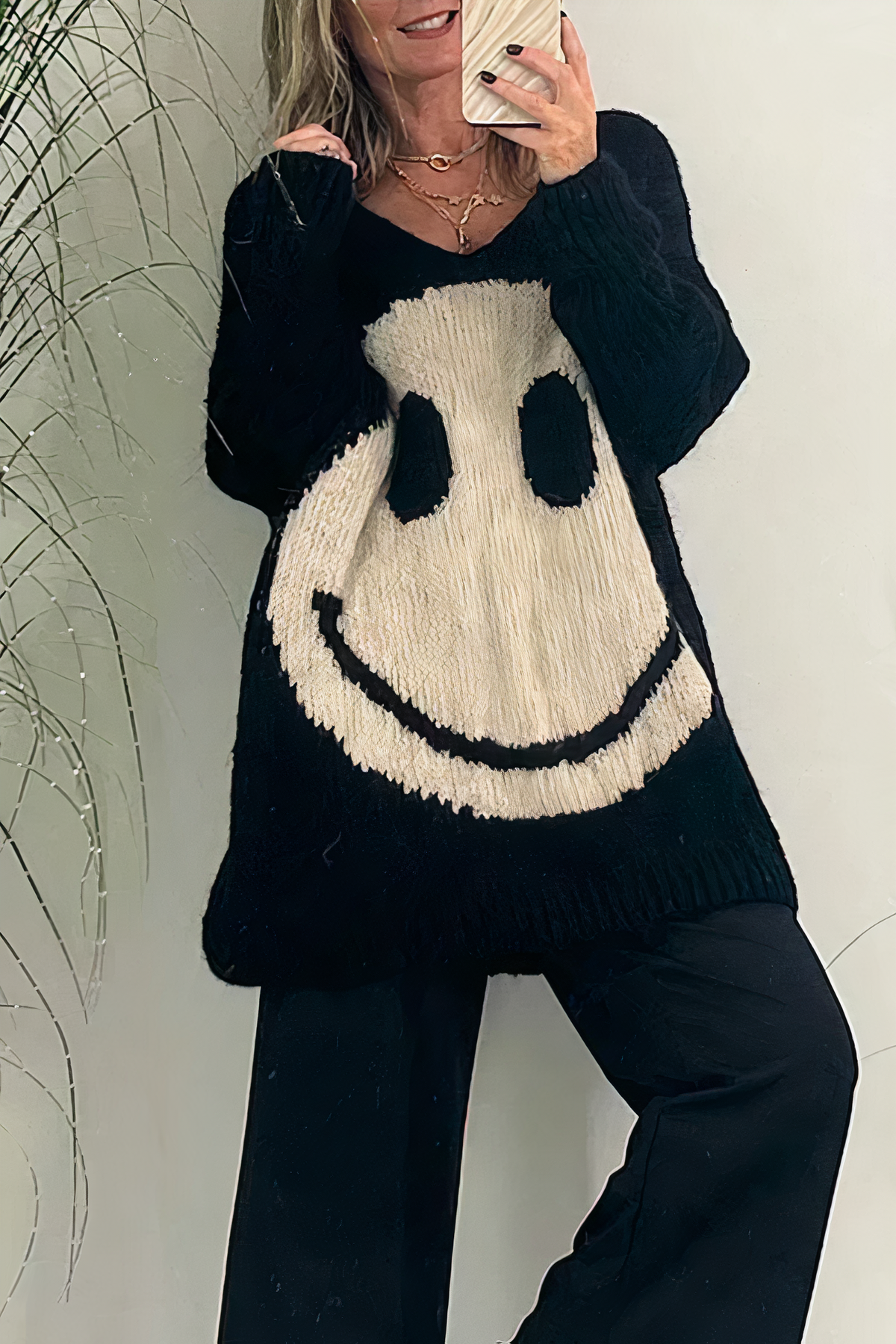 Ivyshape | Women's Smiley Sweatshirt