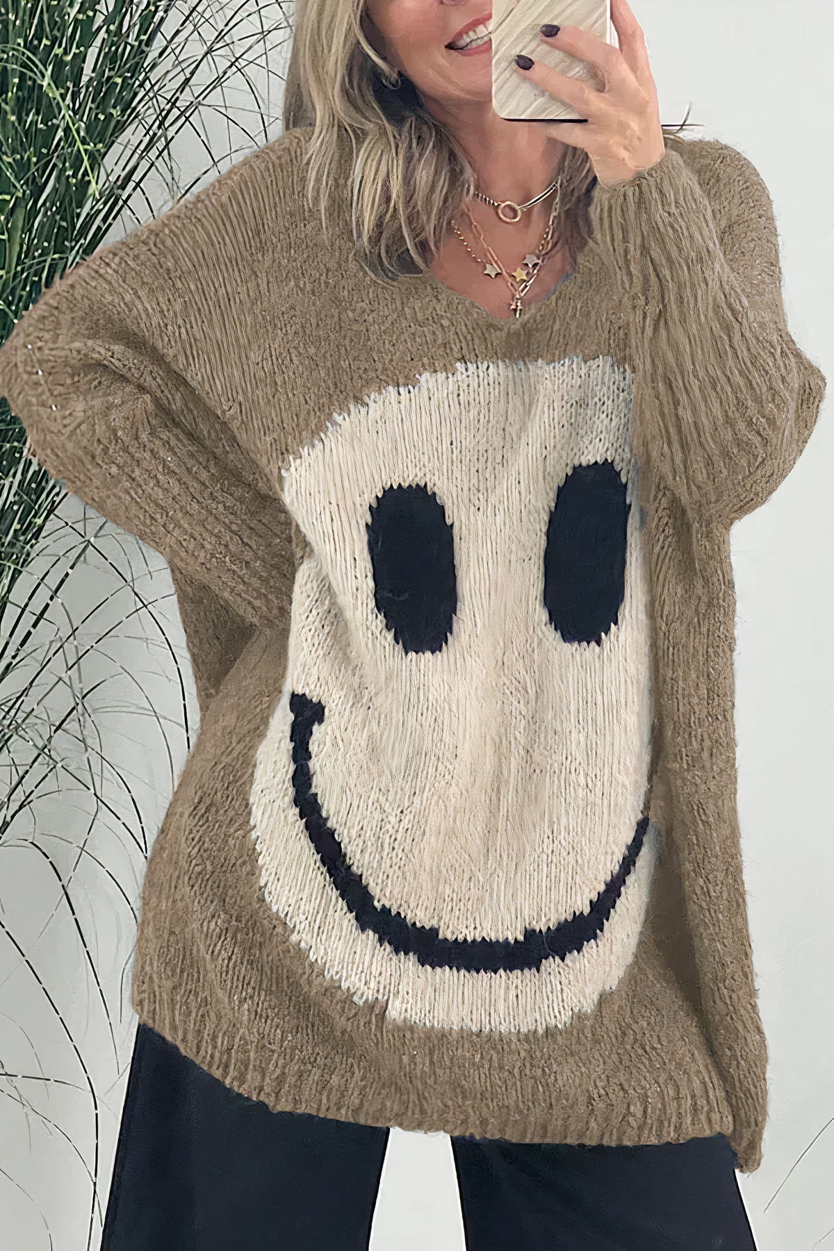 Ivyshape | Women's Smiley Sweatshirt