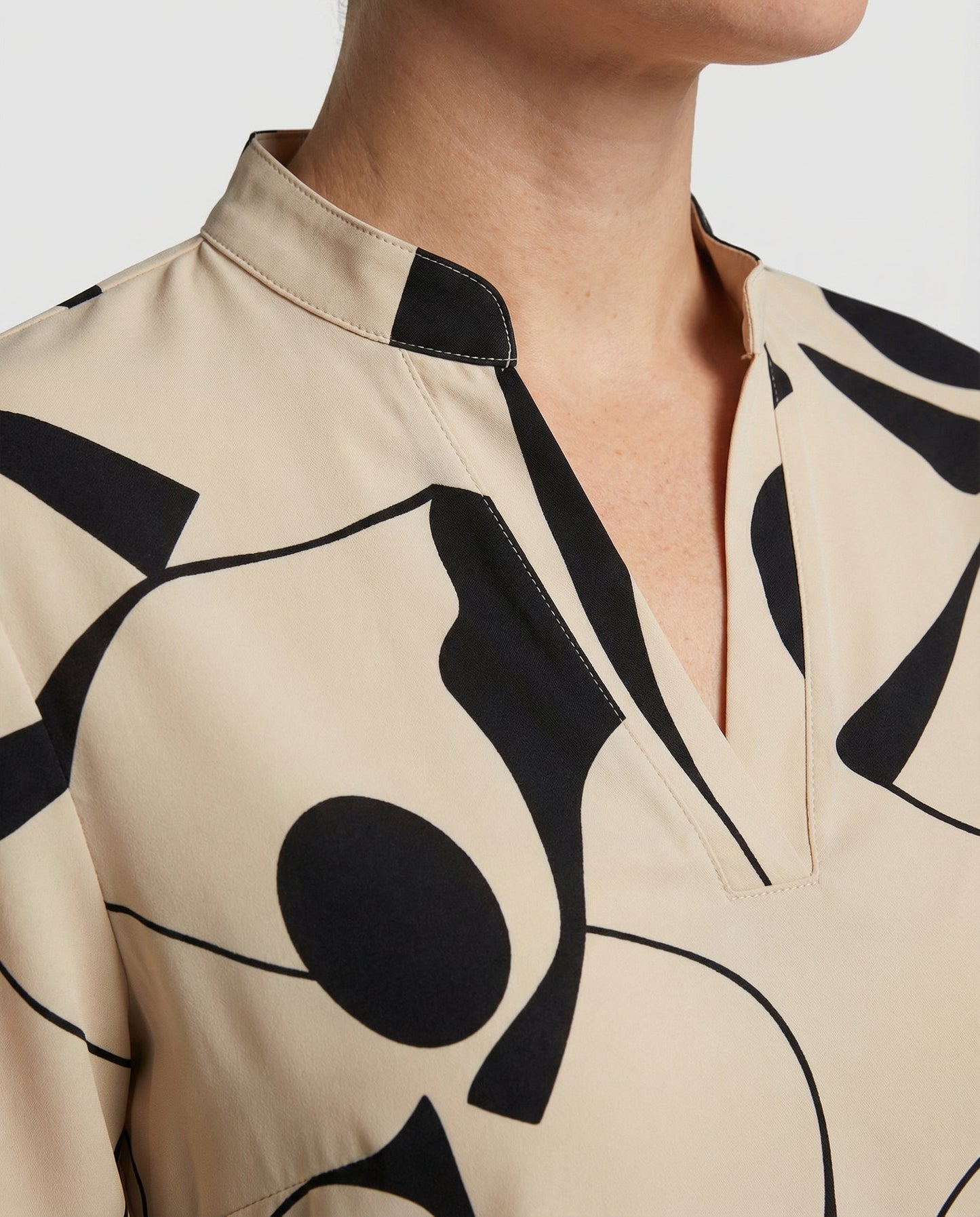 Mimi | Women’s Elegant Comfort Blouse | Soft Relaxed Fit