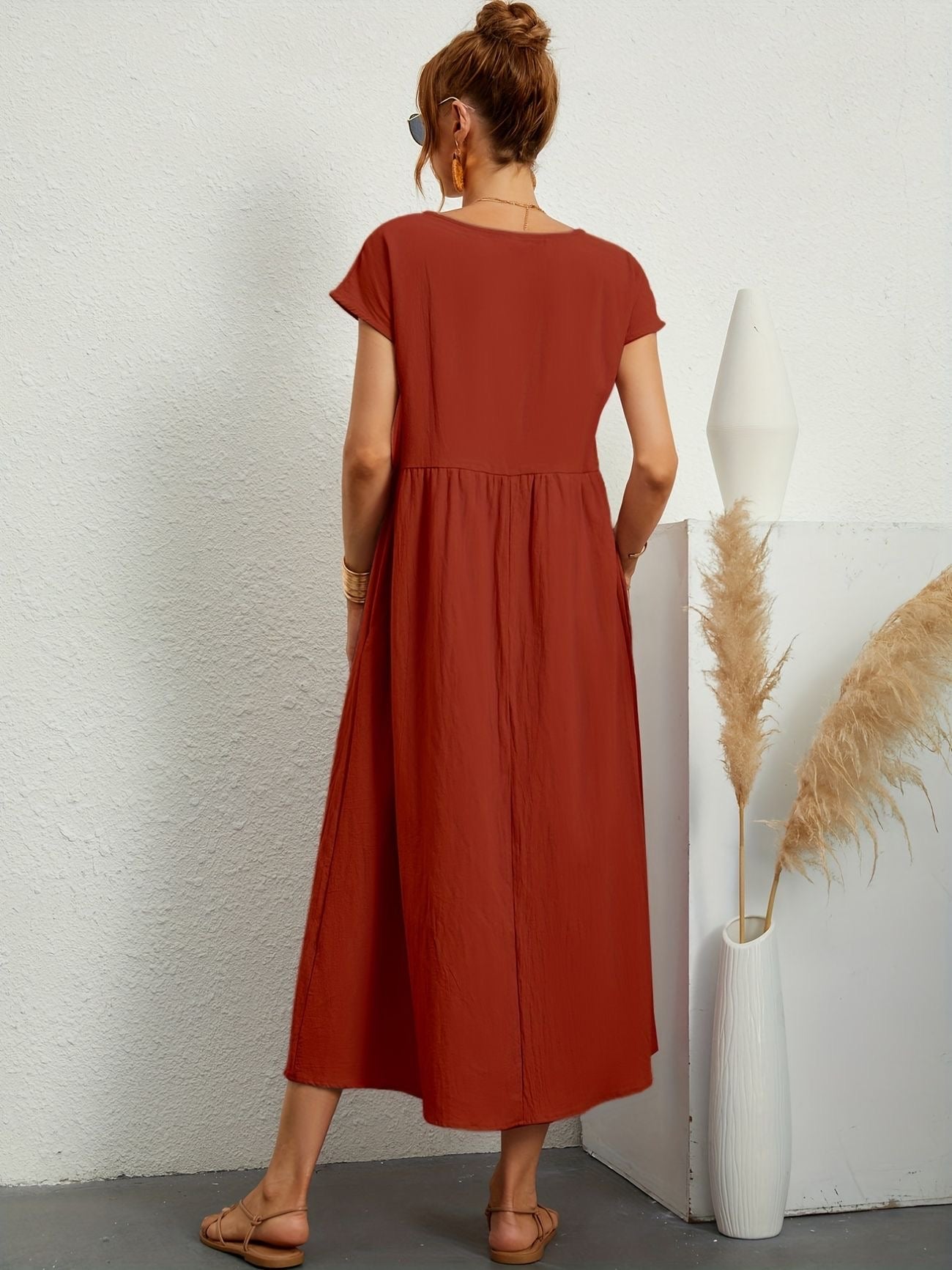 Ivyshape | Camille Dress with Round Neck