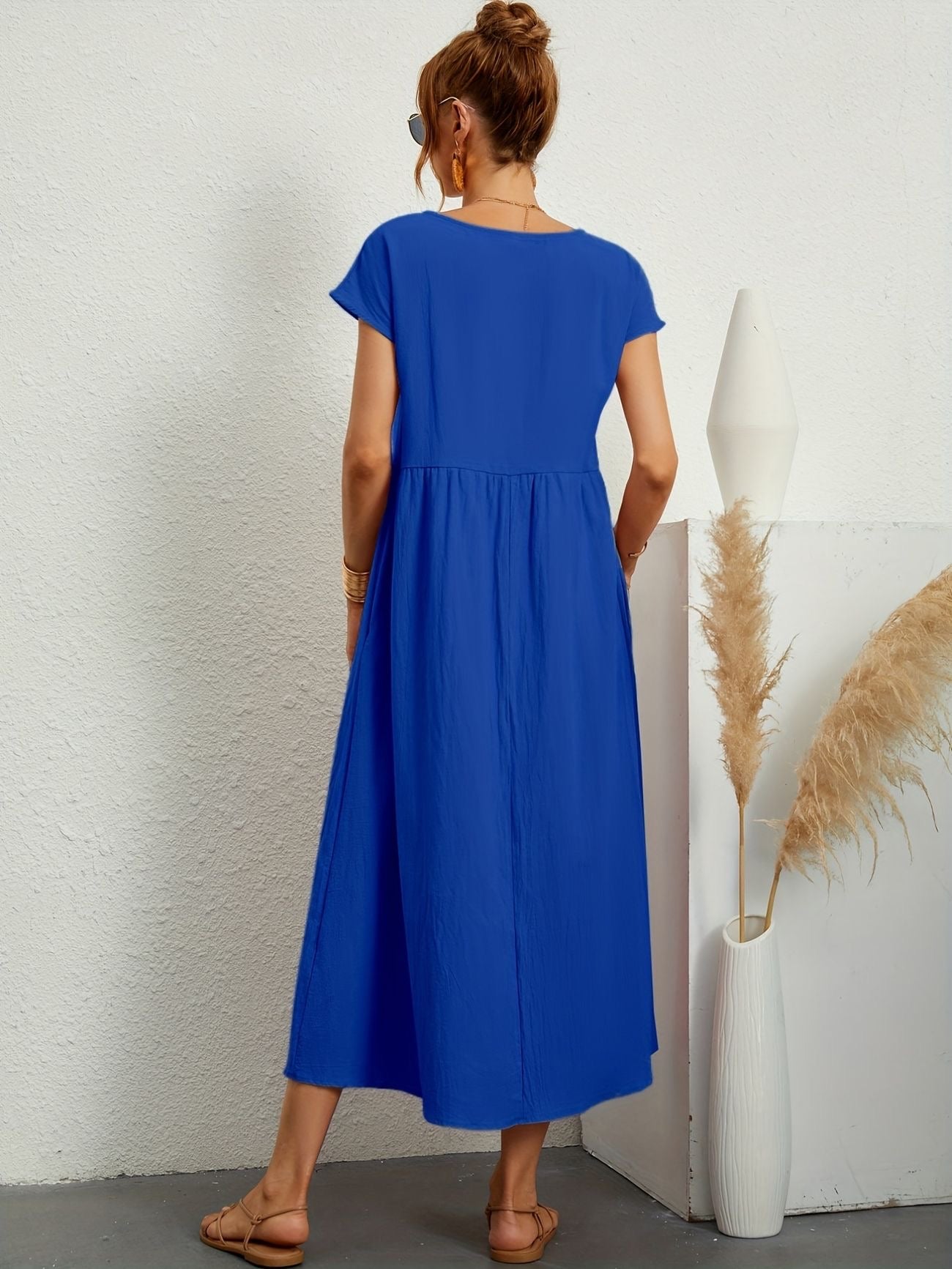 Ivyshape | Camille Dress with Round Neck