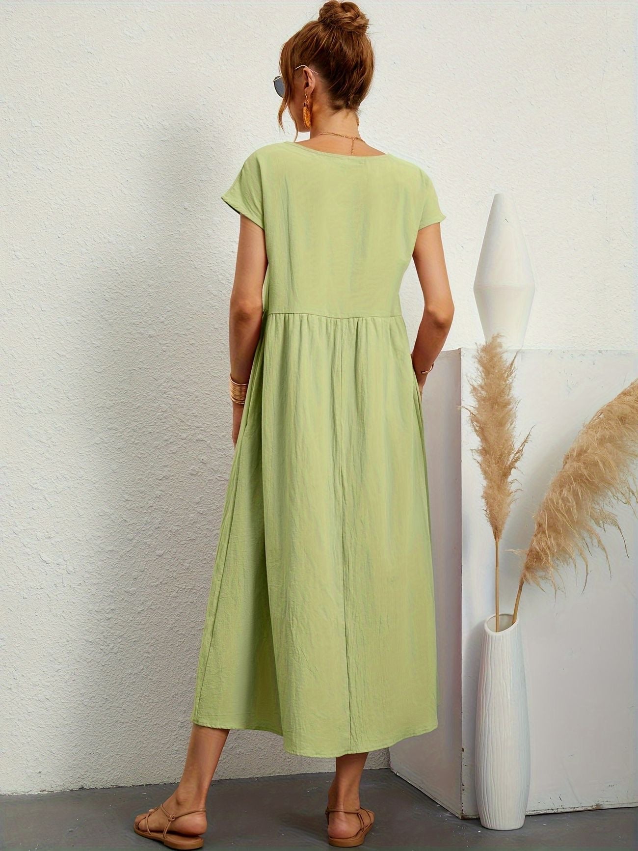 Ivyshape | Camille Dress with Round Neck