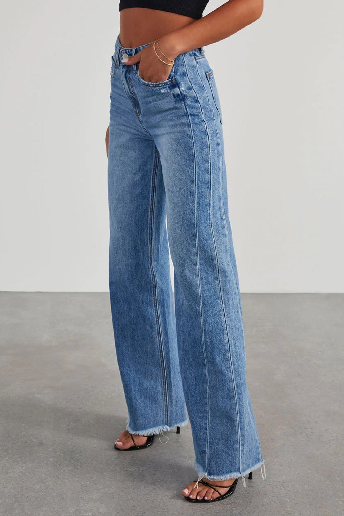 Ivyshape | Mid Waisted Raw Edge Hem Jeans