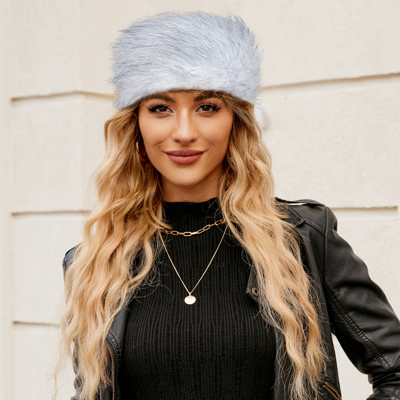 Women's Cozy Fleece Hat with Fashionable Design Ivyshape