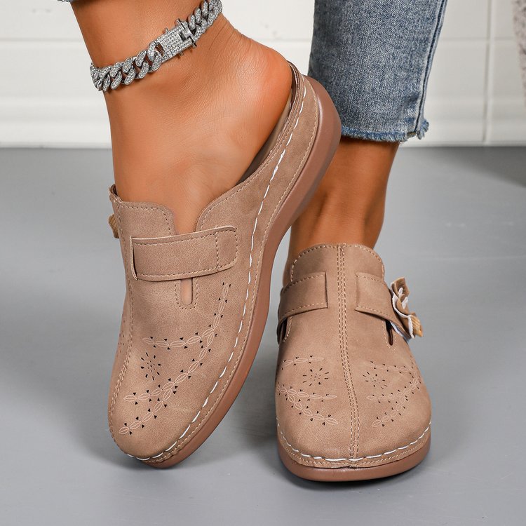 Women's clogs with comfortable flower design and anatomical footbed Ivyshape