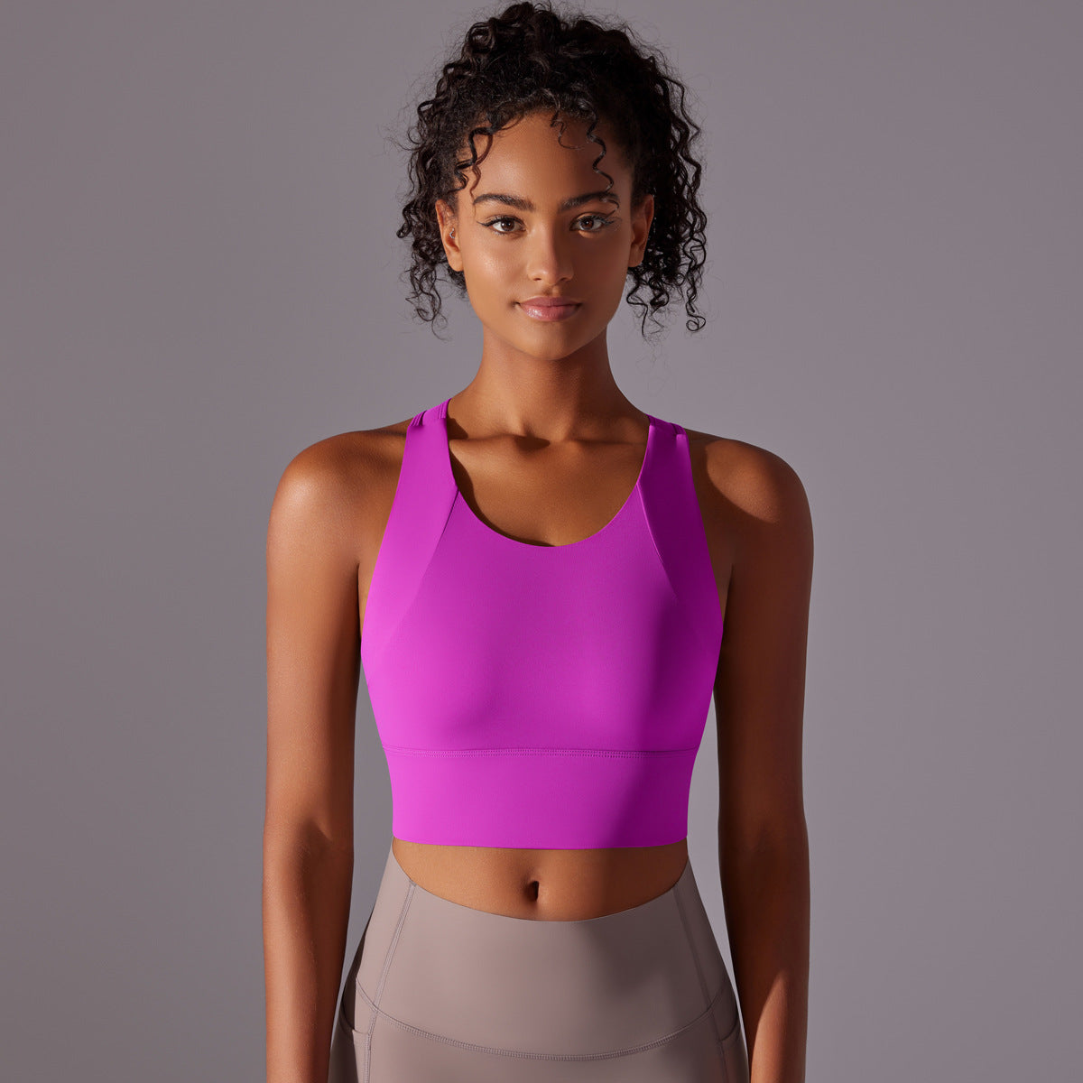 Ladies Sport Bra with seamless construction and breathable material Ivyshape
