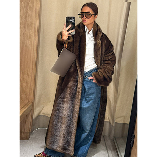 Women Faux Fur Coat in Luxurious Oversized Style Ivyshape
