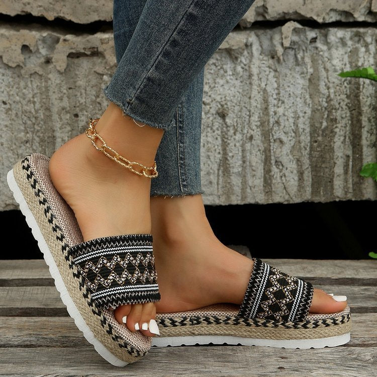 Ladies espadrilles with fashionable textile upper material and comfortable sole Ivyshape