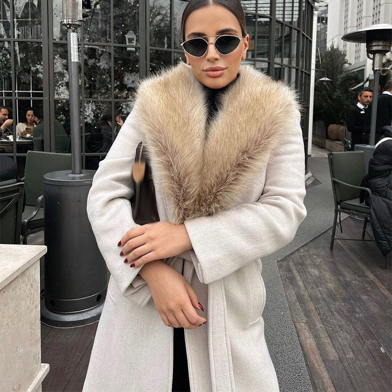 Women Elegant Trench Coat with Cozy Faux Fur Collar and Adjustable Belt Ivyshape