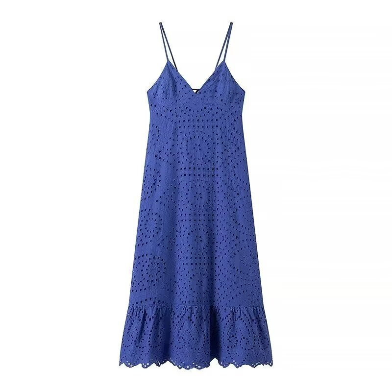 IvyShape | V-Neck Embroidered Lace Fitted Spaghetti Strap Dress