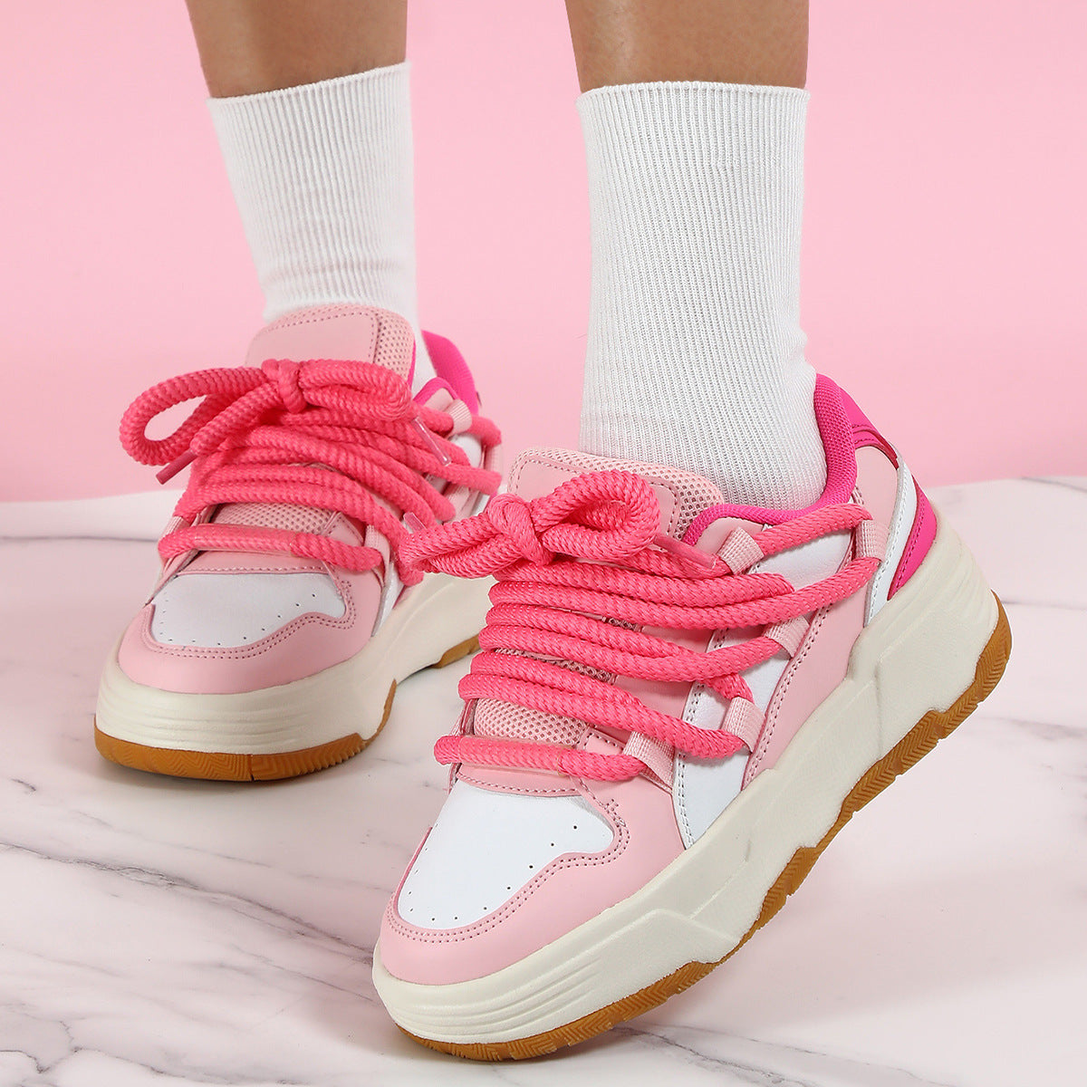 Ladies sporty platform sneakers Ivyshape