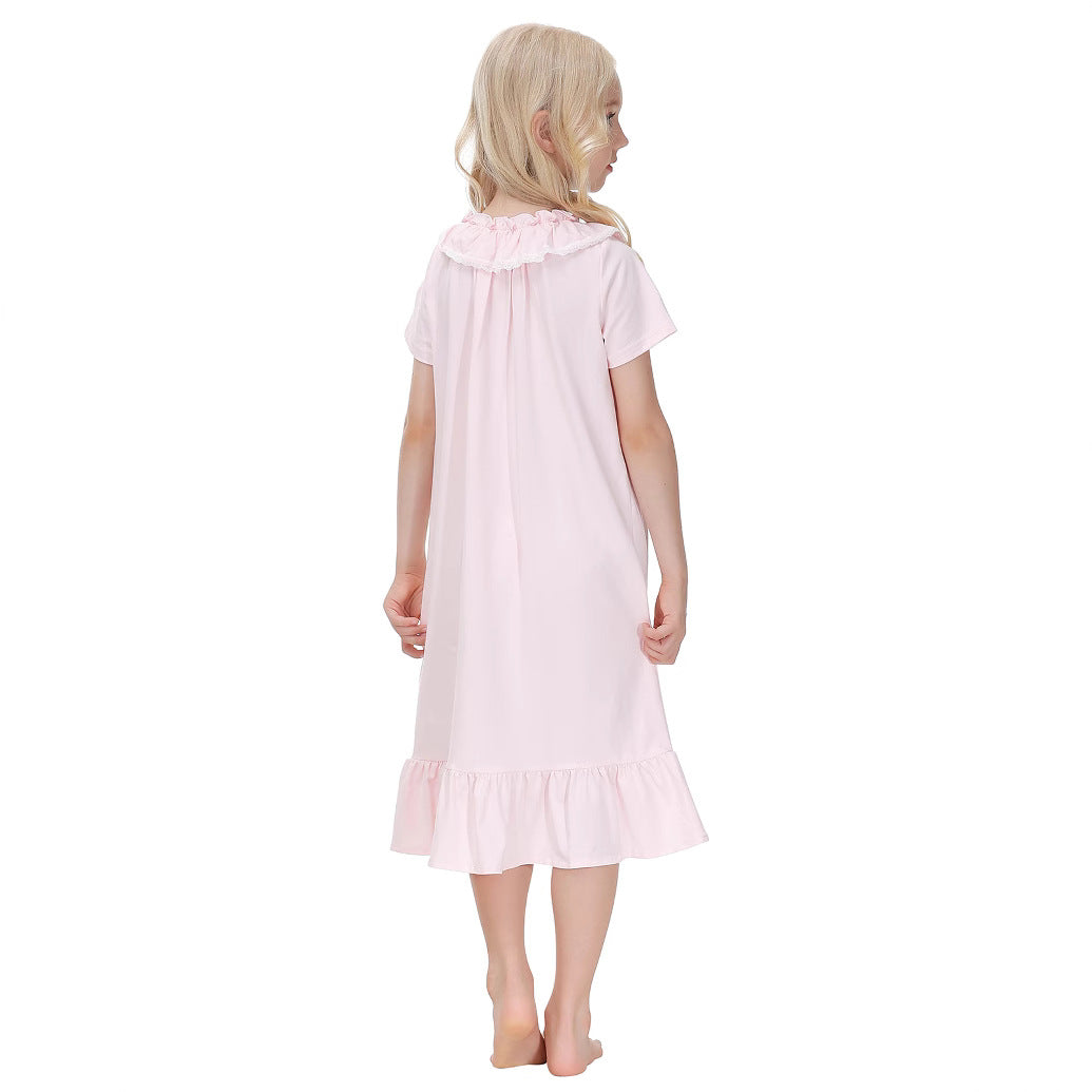 Ladies nightgown with ruffle details and loose fit Ivyshape