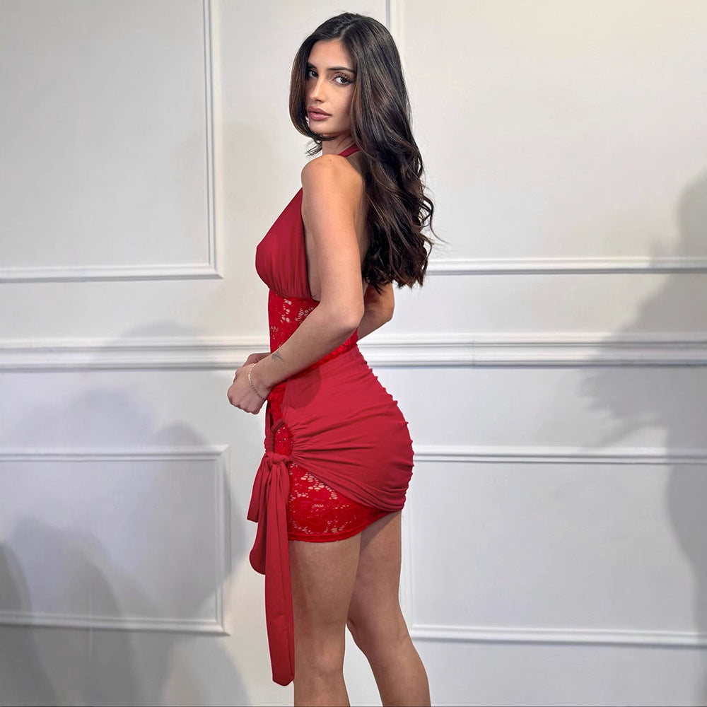 Women’s short dress with sophisticated lace structure Ivyshape