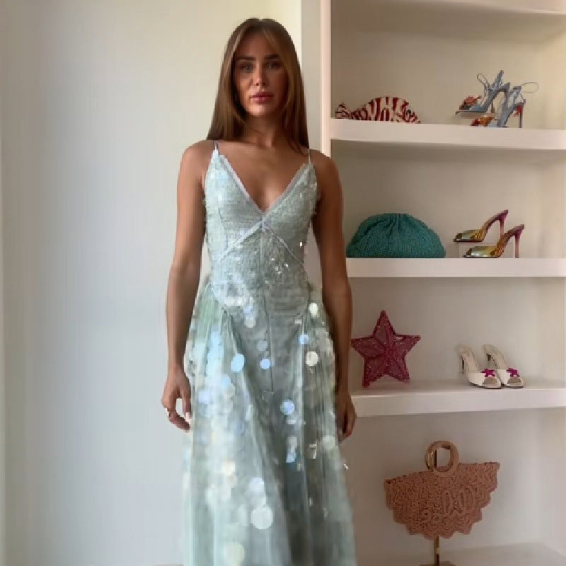 Women Glamorous Evening Dress with Sparkling Details Ivyshape