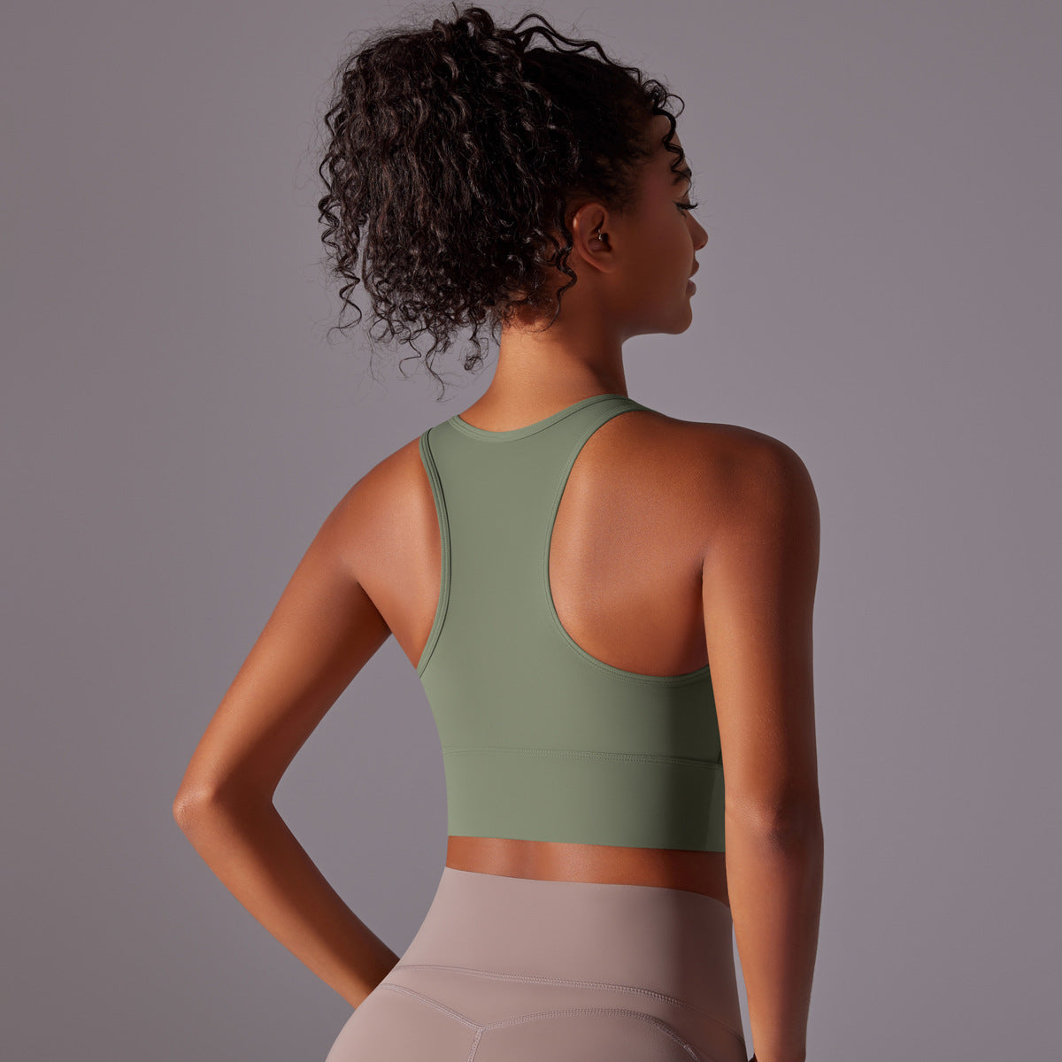 Ladies Sport Bra with seamless construction and breathable material Ivyshape