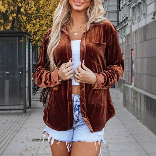 Ladies velour shirt jacket with modern cut and breast pocket Ivyshape