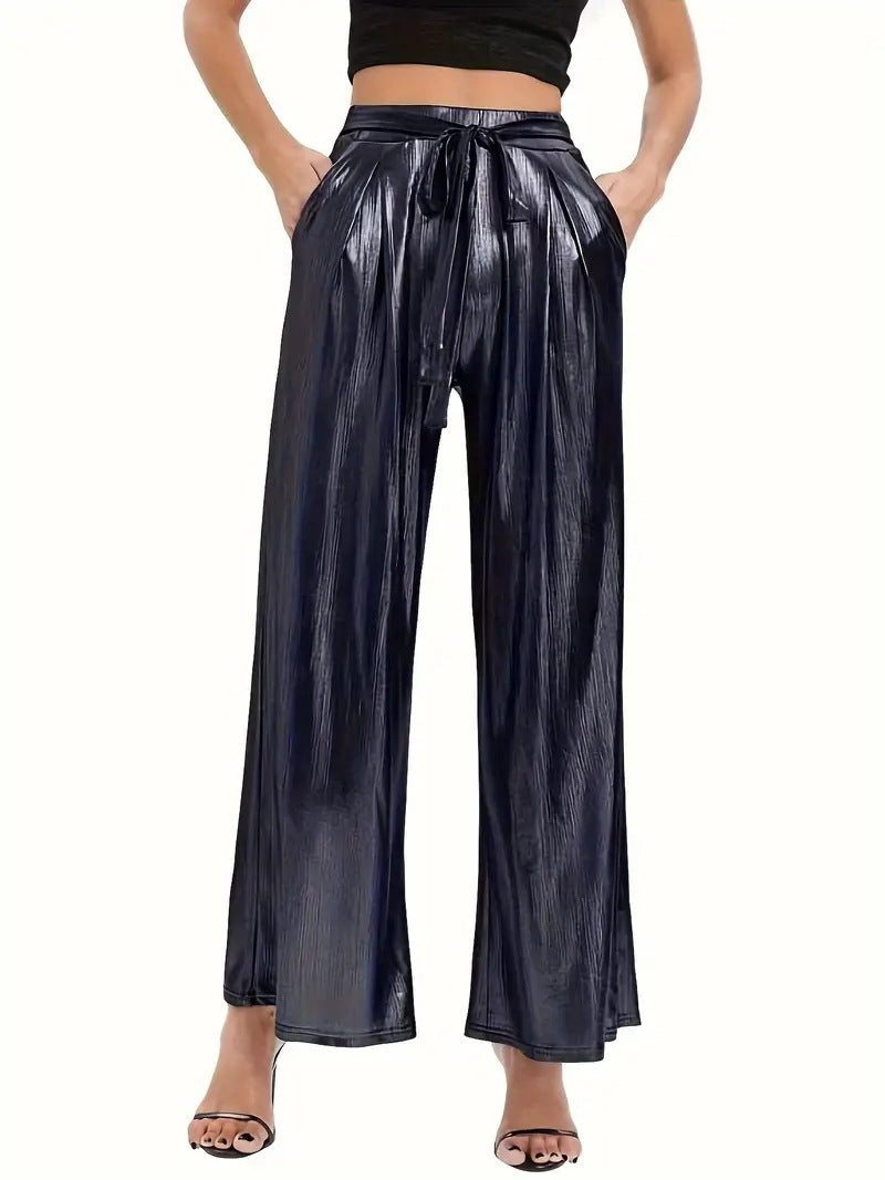 Ladies elegant pleated trousers with glossy finish Ivyshape