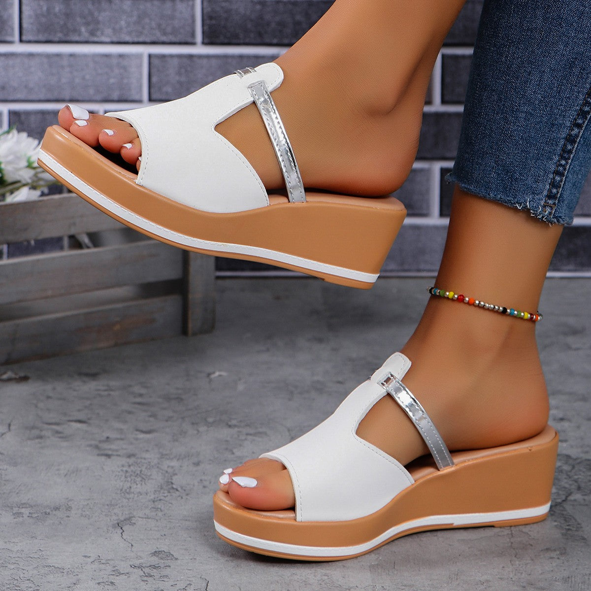 Women's wedge sandals with elegant strap design and comfortable footbed Ivyshape