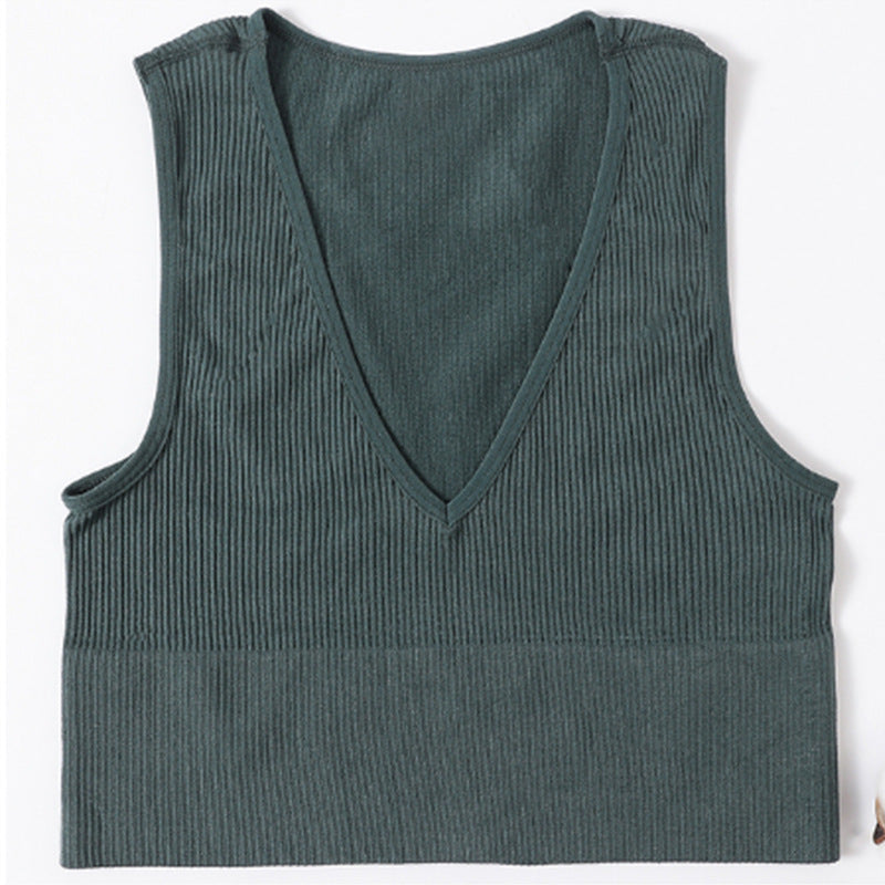 Ladies sporty V neck crop top made of ribbed knit Ivyshape
