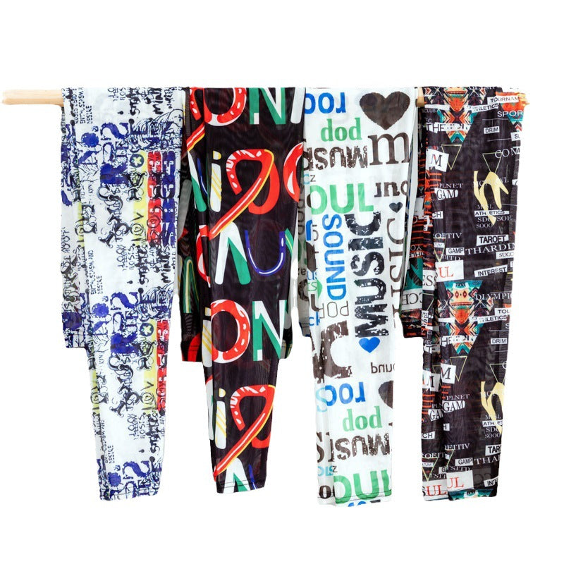 Women’s leggings with a fashionable print Ivyshape