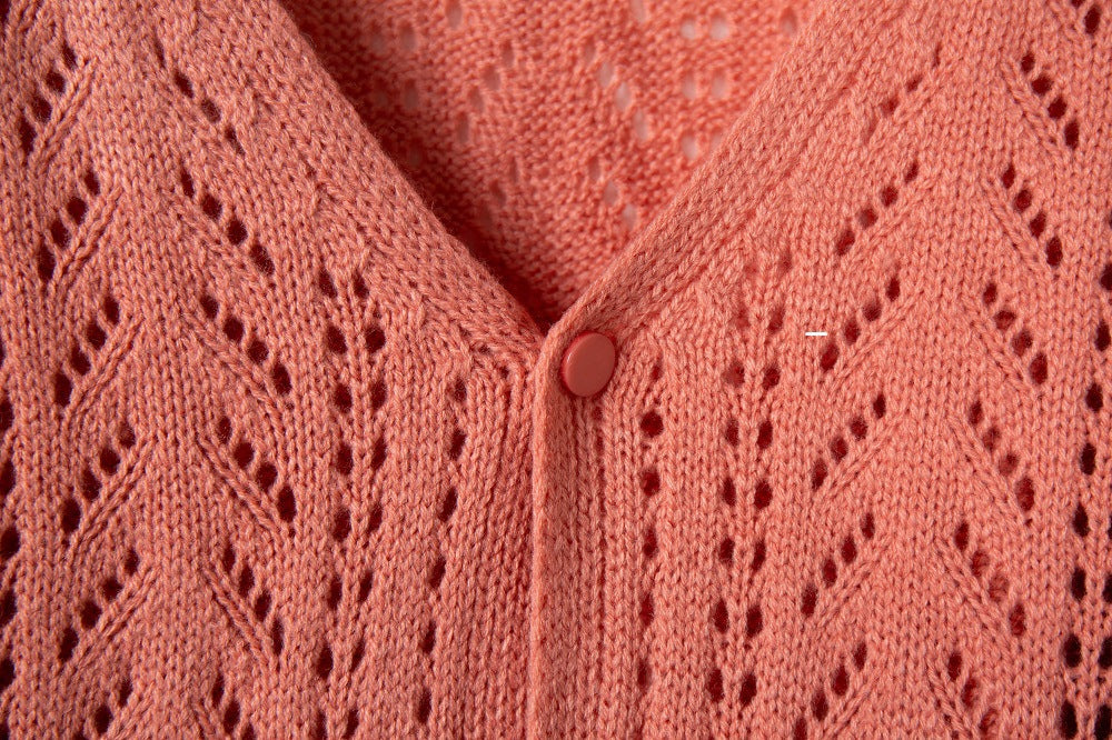 Ivyshape | V-Neck Long Sleeve Buttons Down Sweater