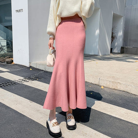 Women Elegant, flared Maxi skirt made of lightweight material Ivyshape