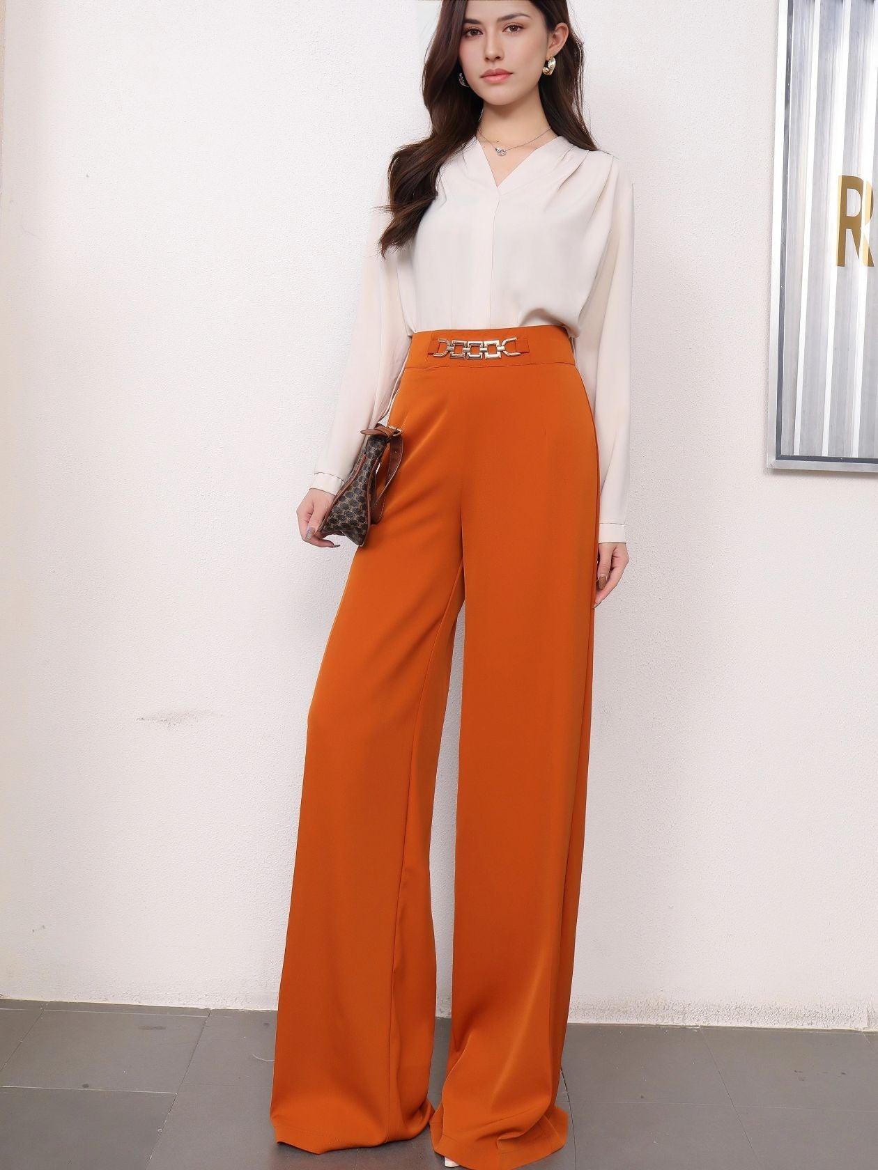 Women Elegant Trousers with Decorative Chain Ivyshape