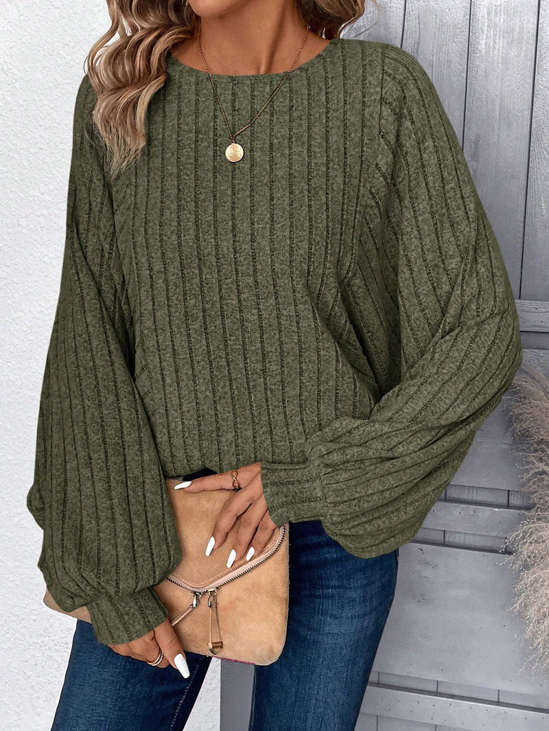 Women's oversized knitted jumper with gentle rib structure and wide cut Ivyshape