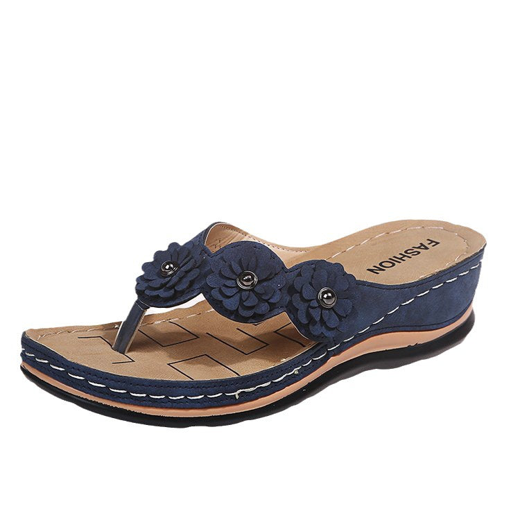 Ladies Elegant Thong Sandals with Fashionable Flower Applications and Ergonomic Footbed Ivyshape