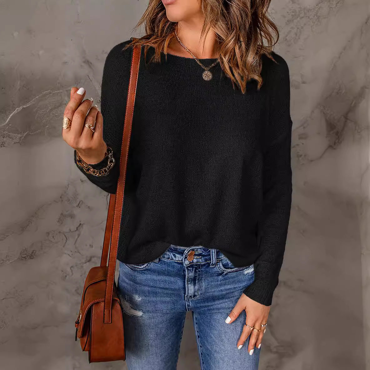 Women's softer knitted sweater with a casual cut and dropped shoulders Ivyshape