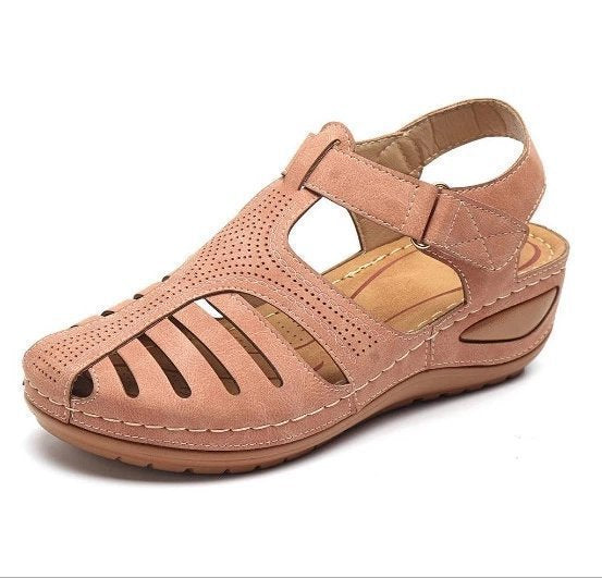 Ladies Comfortable Clogs with Breathable Upper Material Structure and Elegant Strap Design Ivyshape