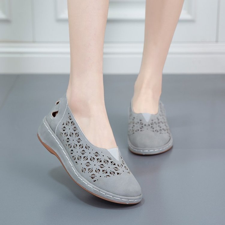 Women's casual shoes with floral cut-out design and comfortable sole Ivyshape