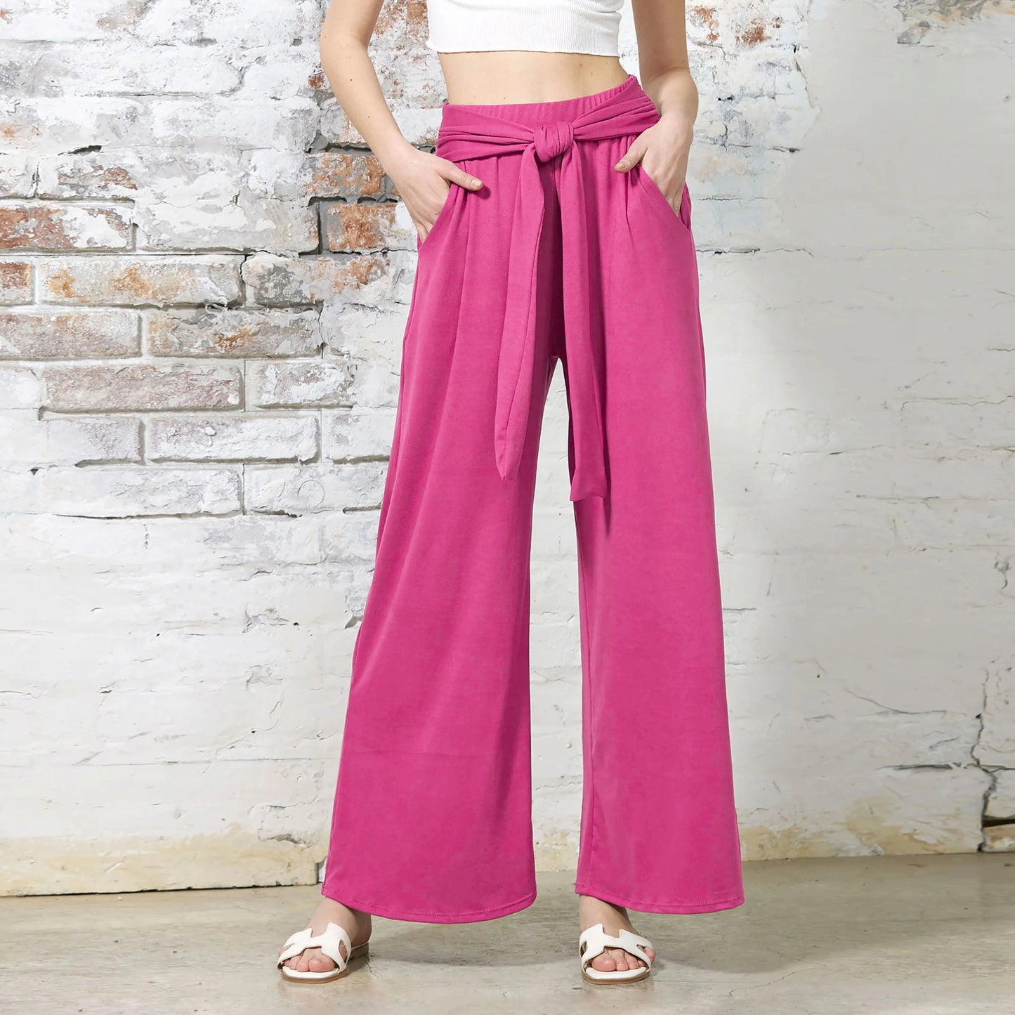 Ladies wide-cut summer pants with high-quality waistband and elegant bow detail Ivyshape