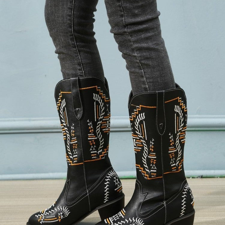 Women’s cowboy boots with intricate embroidery Ivyshape