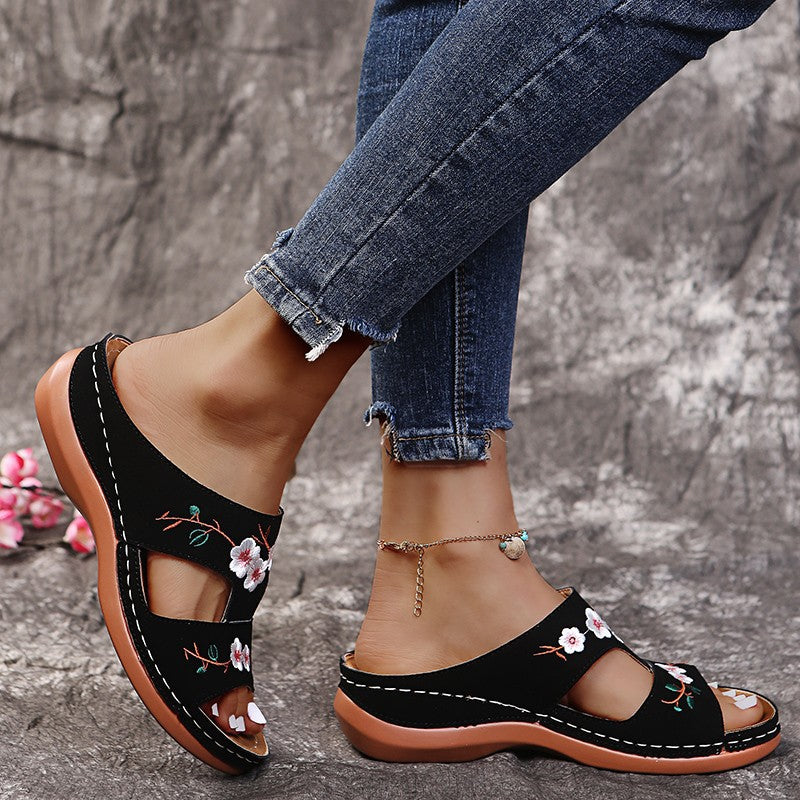 Ladies comfortable mules with floral embroidery design and anatomical footbed Ivyshape